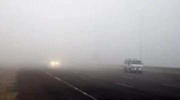 حالة الطقس الخميس شبورة كثيفة وانخفاض حاد في درجات الحرارة يهددان حركة المرور والسلامة 1